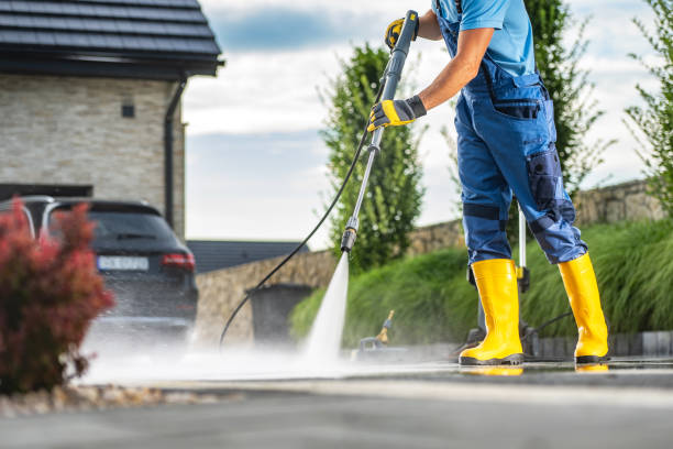 Best Fence Cleaning  in West Deland, FL